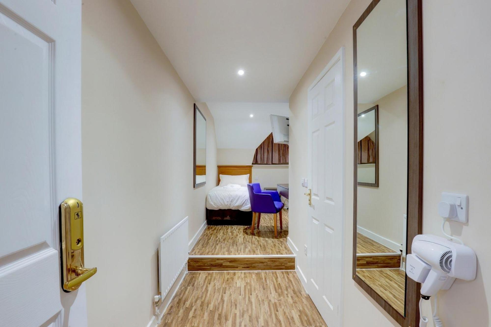 Oyo The Gissons Hotel Exminster Экстерьер фото