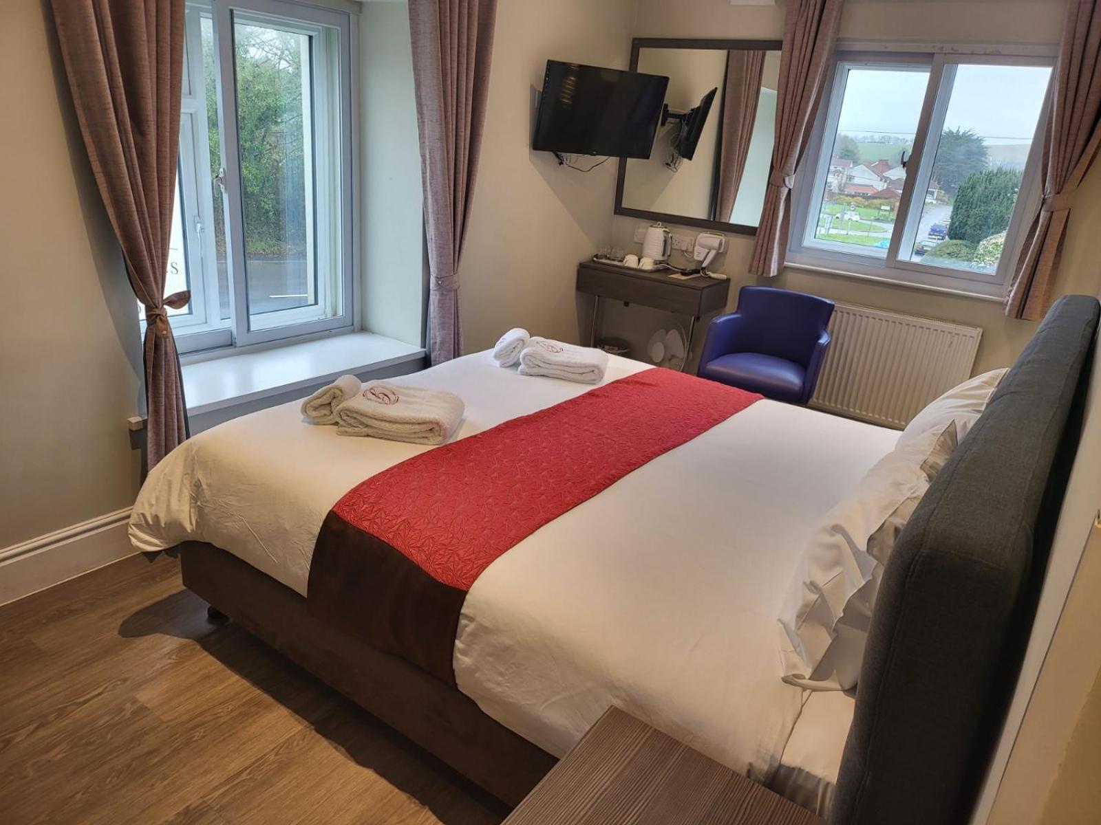 Oyo The Gissons Hotel Exminster Экстерьер фото